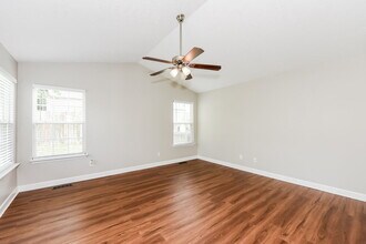 453 Scotts Creek Trail in Nashville, TN - Foto de edificio - Building Photo