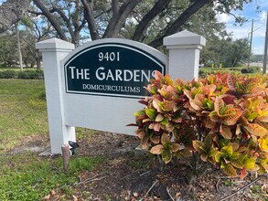 218 Dogwood Cir, Unit The Gardens in Seminole, FL - Building Photo - Building Photo