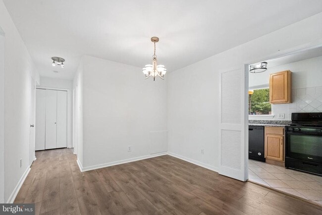 property at 11606 Vantage Hill Rd