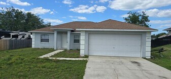 6875 SE 52nd St in Ocala, FL - Building Photo