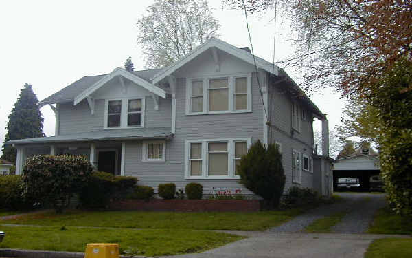 322 Avenue A in Snohomish, WA - Building Photo