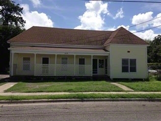 1419 Laredo St in Corpus Christi, TX - Building Photo