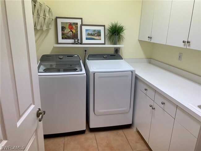 property at 3683 Olde Cottage Ln