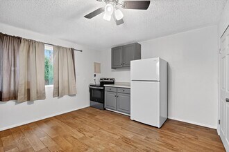 4109 Comanche Rd NE in Albuquerque, NM - Building Photo - Building Photo