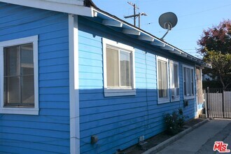 6685 De Longpre Ave in Los Angeles, CA - Building Photo - Building Photo
