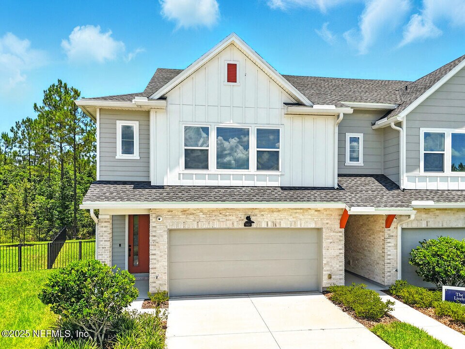 9921 Element Rd in Jacksonville, FL - Building Photo