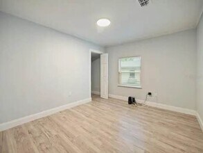 1022 Federal St in Orlando, FL - Foto de edificio - Building Photo