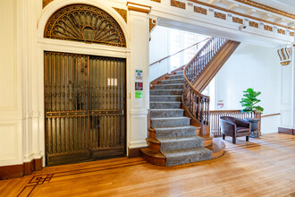 Warrington Apartments in San Francisco, CA - Building Photo - Lobby