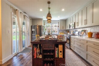 27295 Vía Marcia in Santa Clarita, CA - Building Photo - Building Photo