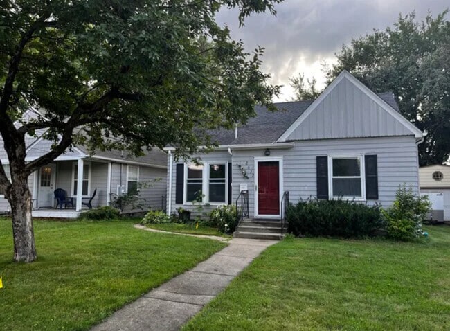 property at 2632 Toledo Ave S