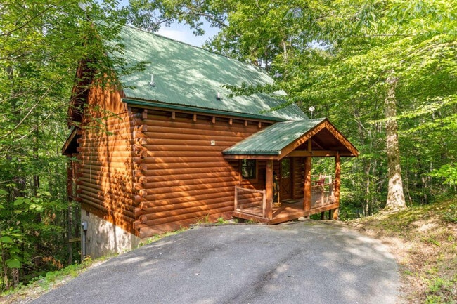 3053 Brothers Way in Pigeon Forge, TN - Building Photo - Building Photo