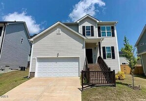 134 W Lumber Ct, Unit #A in Clayton, NC - Building Photo