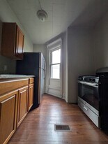 878 Prospect Ave, Unit Front Lower in Buffalo, NY - Building Photo