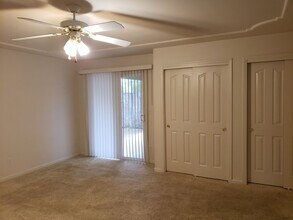 881 Cally Ct in Redding, CA - Building Photo - Building Photo