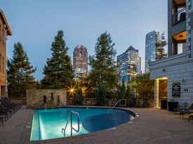 Marquis of State Thomas in Dallas, TX - Building Photo