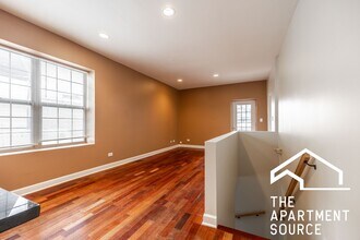 2852 N Kedzie Ave in Chicago, IL - Building Photo - Building Photo