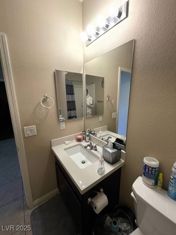 property at 2409 W Gilmore Ave