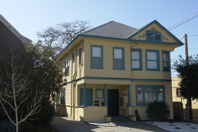 536 Pacific Ave in Alameda, CA - Building Photo - Building Photo