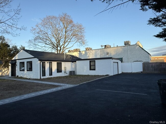 property at 2 Park Ave