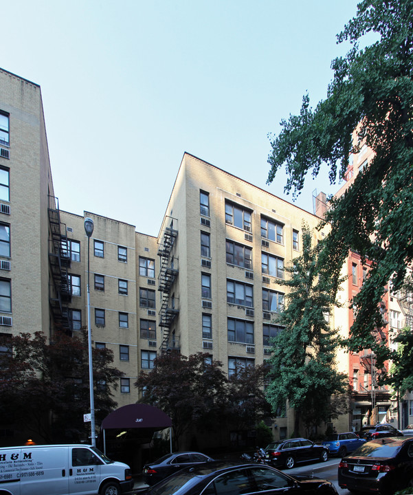 The Mayfair East in New York, NY - Building Photo