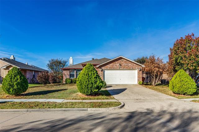 2609 Annalea Ln in Little Elm, TX - Building Photo