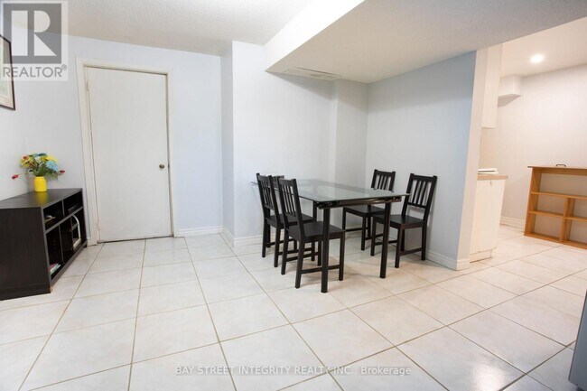 87 Raymerville Dr in Markham, ON - Building Photo - Building Photo