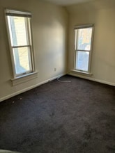 207 Perrin St in Ypsilanti, MI - Foto de edificio - Building Photo