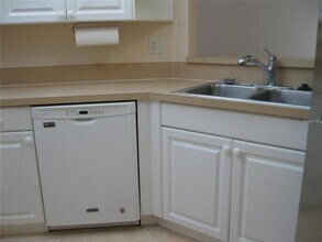 6405 Bay Cedar Ln in Bradenton, FL - Building Photo - Building Photo