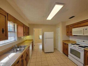 738 Oak Ave in Panama City, FL - Building Photo - Building Photo