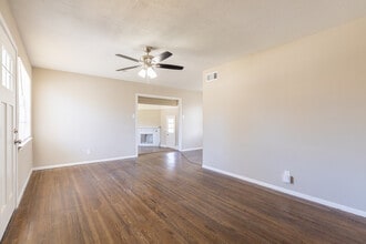 5442 Loch Lomond Rd in Memphis, TN - Building Photo - Building Photo