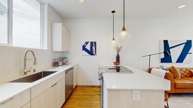 4250 Linden Ave N in Seattle, WA - Building Photo - Building Photo