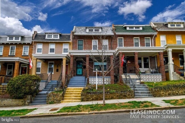 property at 4709 9th St NW