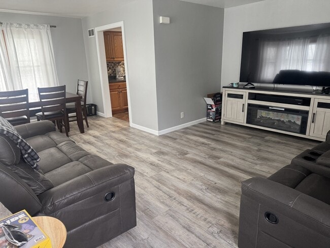 1605 Prospect Ave in La Salle, IL - Building Photo - Building Photo