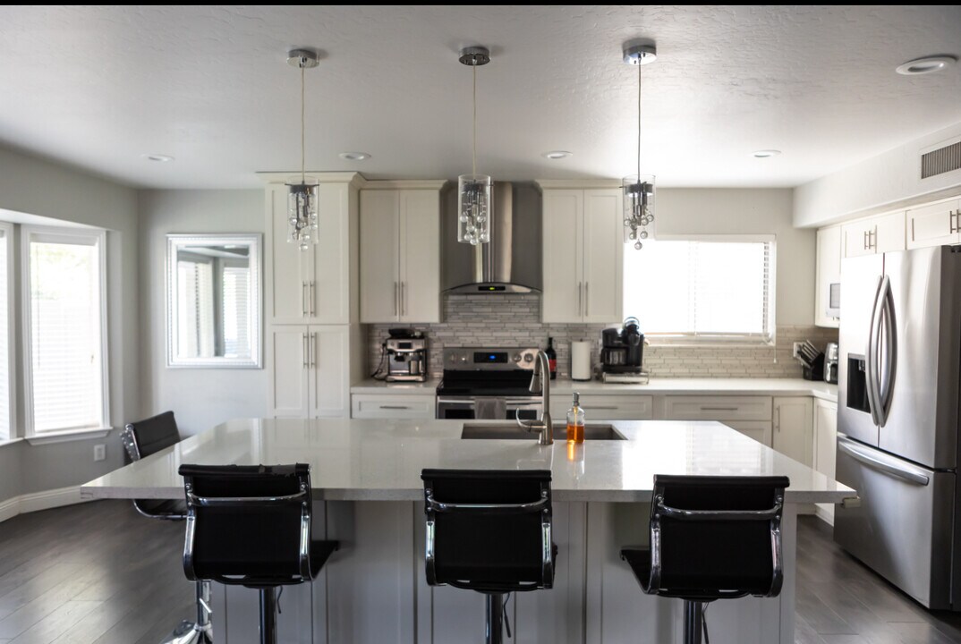 984 E Princeton Ave in Gilbert, AZ - Building Photo