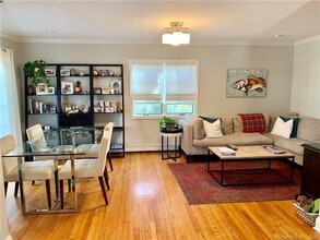 84 Kelsey Pl in Madison, CT - Building Photo - Building Photo