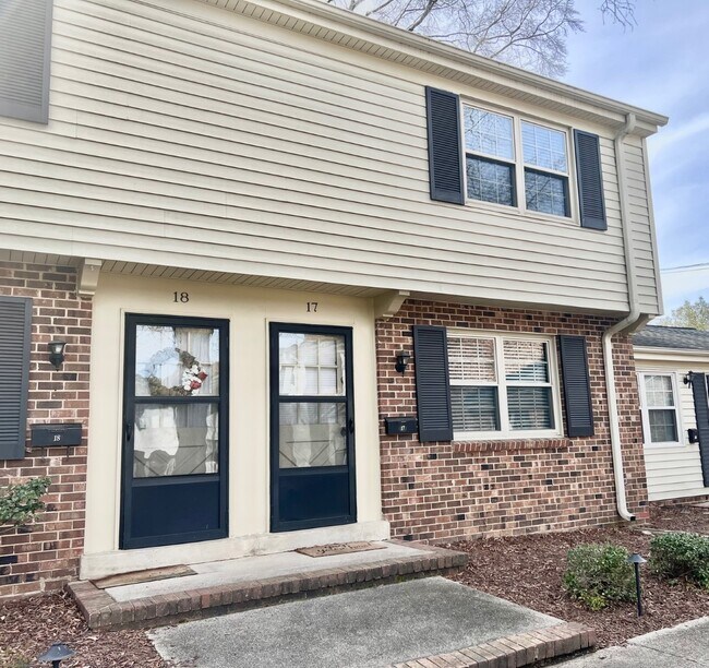 1002 Willow Dr, Unit 17 Chapel Hill, NC Rentals