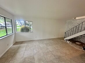 252 Sharp Cir in Roseville, CA - Foto de edificio - Building Photo
