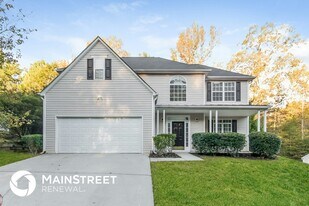827 Shadow Lake Dr in Lithonia, GA - Building Photo