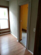 905 W 6th St in Waterloo, IA - Building Photo - Building Photo