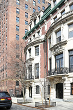 353 Riverside Dr in New York, NY - Building Photo - Primary Photo