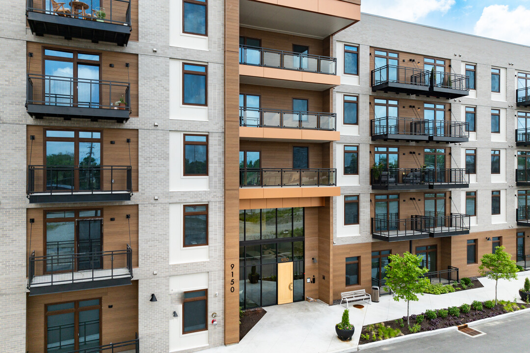 The Clover at Olive Crossing in St. Louis, MO - Building Photo