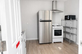 45414 Raysack Ave in Lancaster, CA - Building Photo - Building Photo