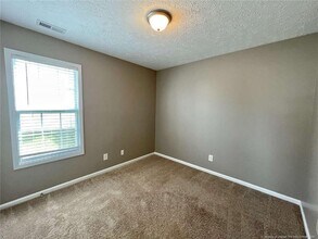 193 Lochwood Dr in Raeford, NC - Building Photo - Building Photo