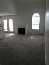 931 Jasmine Dr in Troy, OH - Foto de edificio - Building Photo
