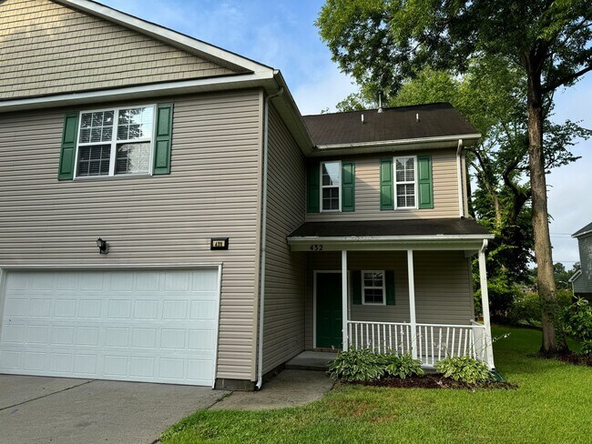 property at 432 Hartsdale Rd