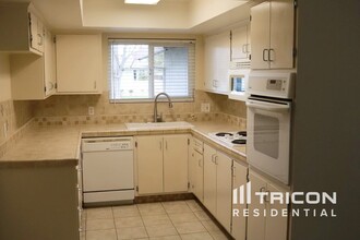 253 Camellia St in Fairfield, CA - Building Photo - Building Photo