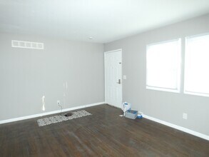 4700 N Bristol Ave in Kansas City, MO - Building Photo - Building Photo