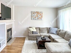 3902 Scotsmoore Dr in Fort Collins, CO - Building Photo - Building Photo