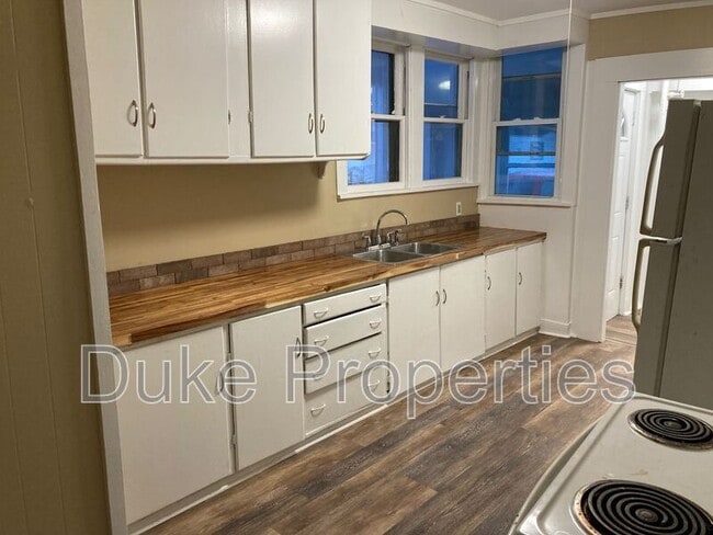 property at 431 W State St