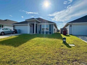 4408 Winged Elm Ct in Pace, FL - Building Photo - Building Photo
